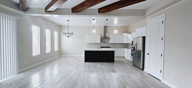 Building Photo - 1822 Bridle