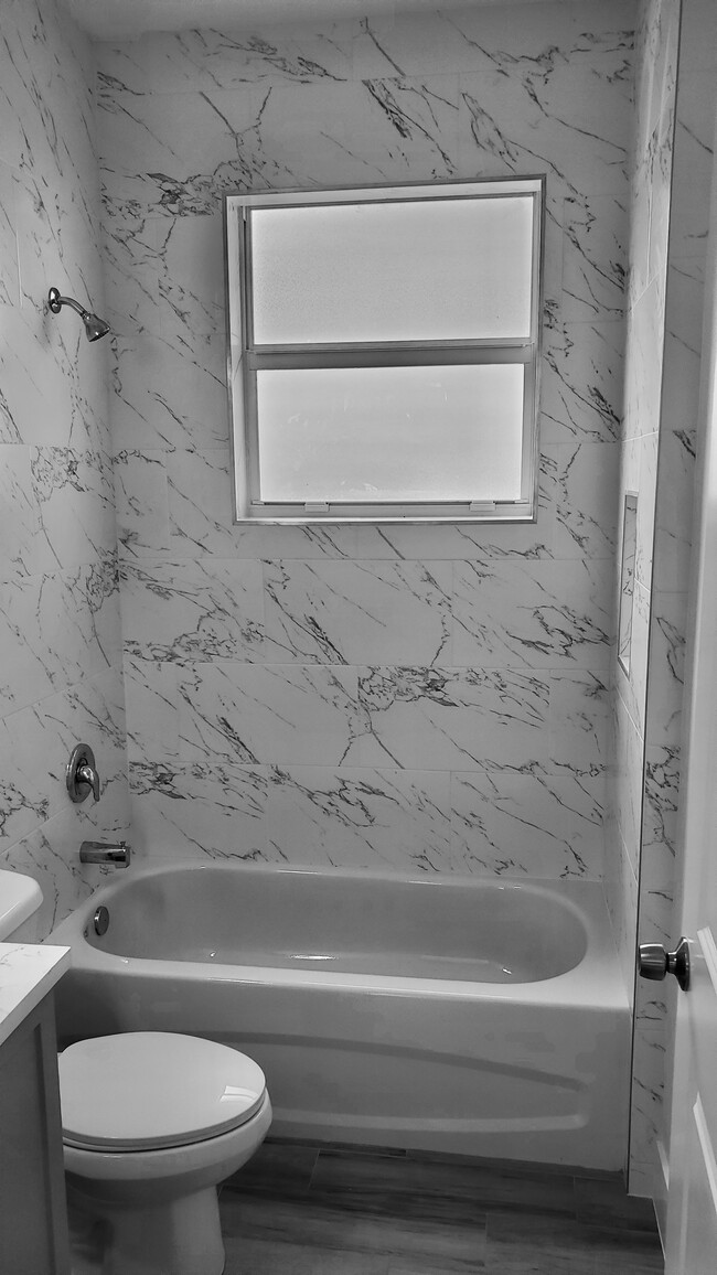 Building Photo - 61 Marie Dr