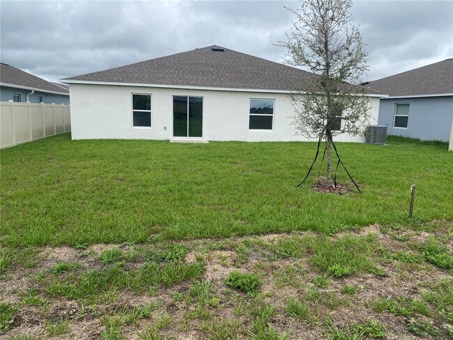Building Photo - 2125 Lasso Lp