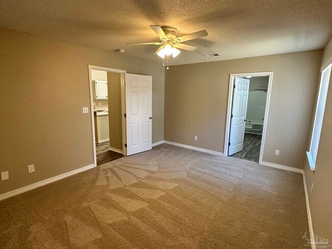 Building Photo - 7170 Rampart Way