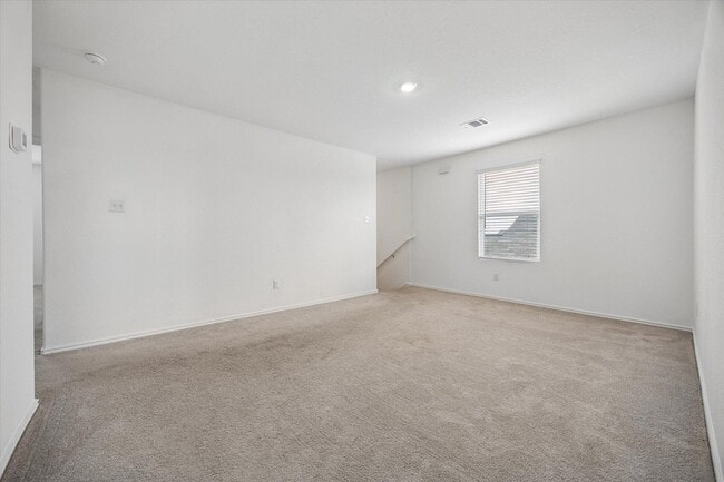 Building Photo - 413 Paddlefish Ln