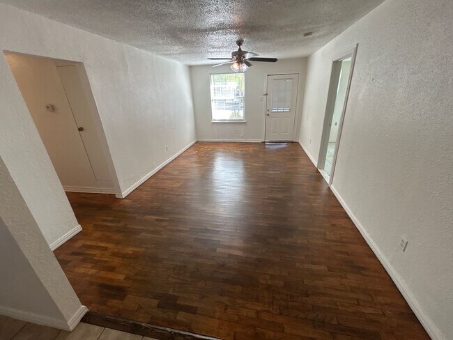 Building Photo - The stunning home feels like home!