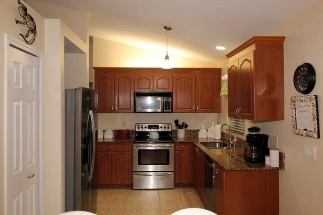 Building Photo - 5300 Seagrape Dr