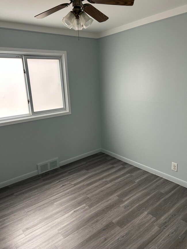 Building Photo - 1354 Catalpa Dr