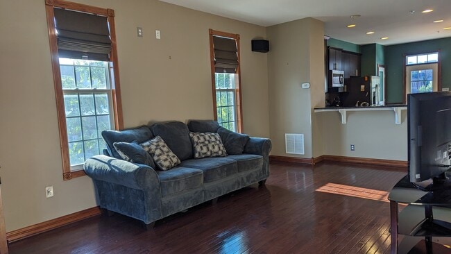 Building Photo - 4500 Fait Ave