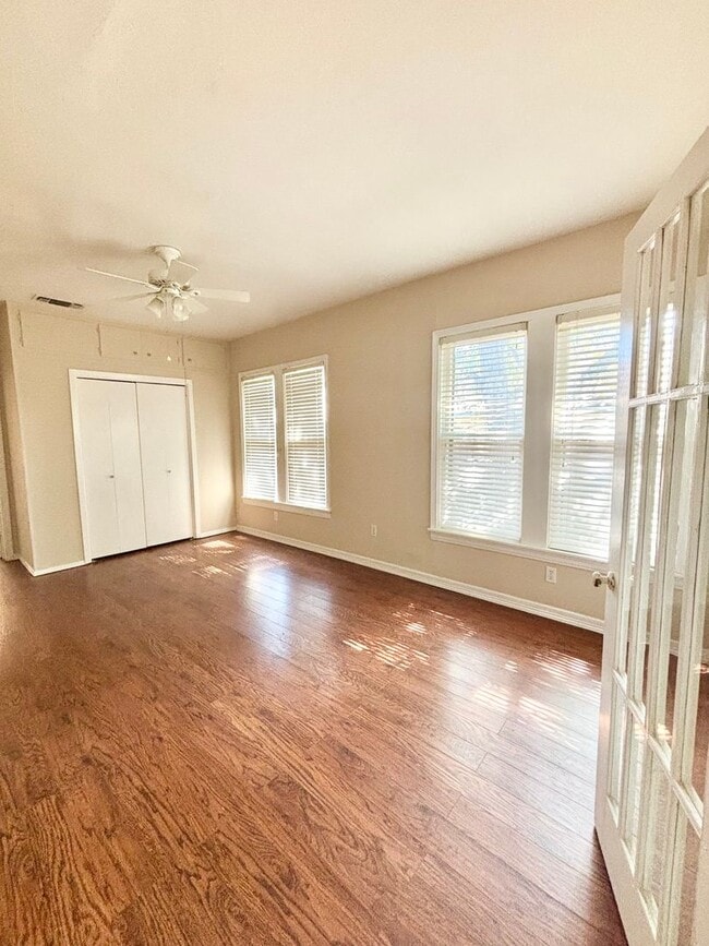 Building Photo - NOW AVAILABLE - Charming Home + Tons of Sp...