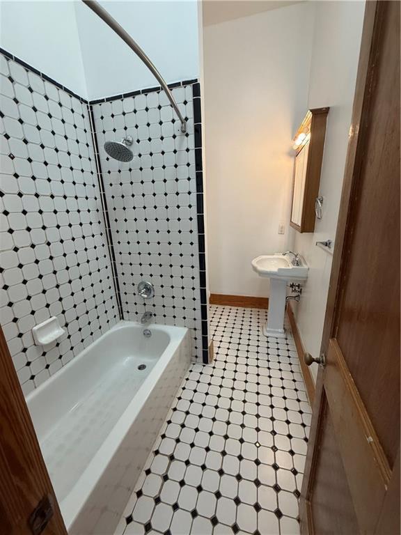 Building Photo - 459 Dauphin St