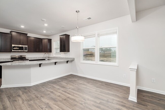 Building Photo - 618 Count Fleet Ct