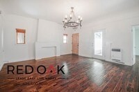 Building Photo - 417 S Coronado St