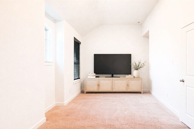 Building Photo - 4218 Sage Glen Ln