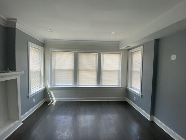 Building Photo - Charming 3-Bedroom Home | Updated Kitchen | Shared Laundry