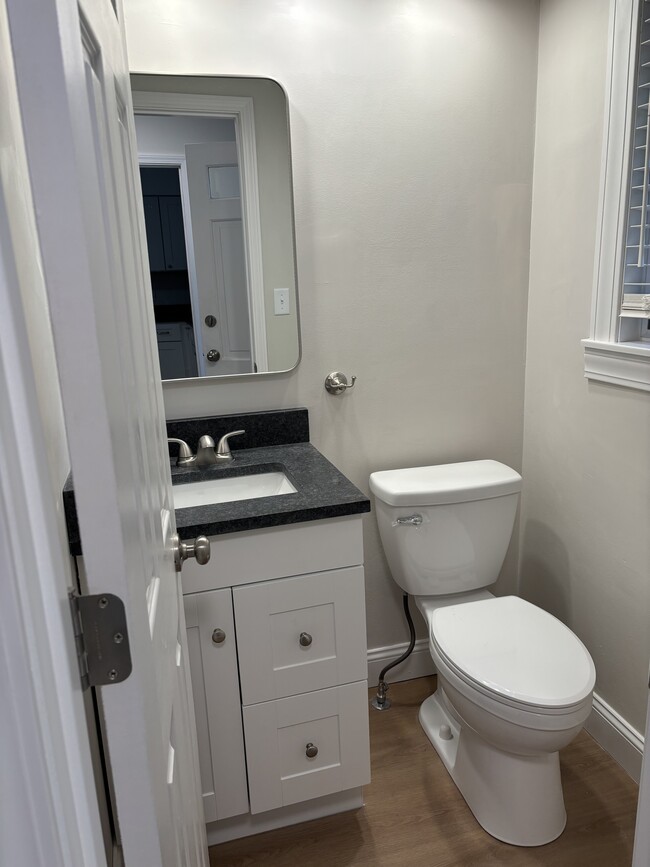 Building Photo - 2919 Zollinger Rd