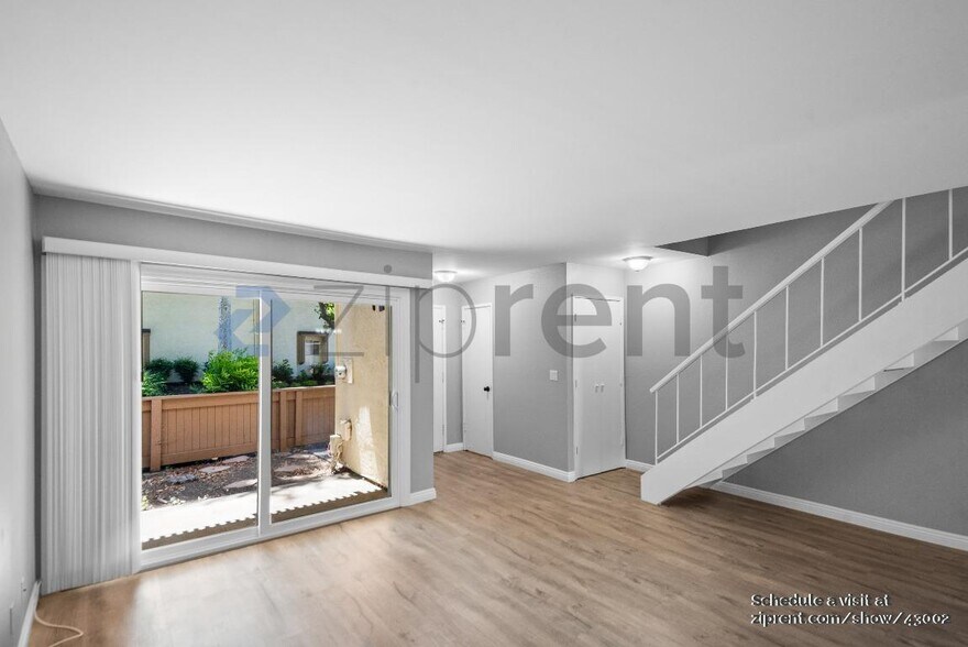 Building Photo - 1879 Pomar Way