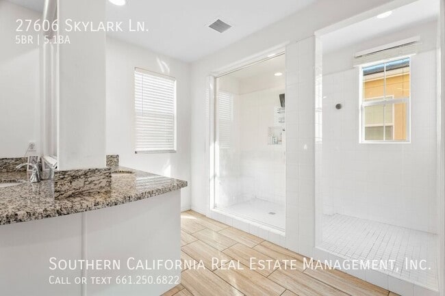 Building Photo - 27606 Skylark Ln