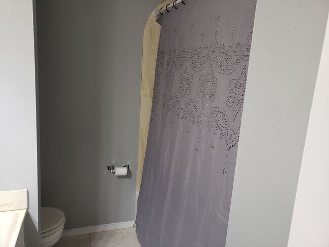 Building Photo - Totally Renovated 2 Bed/2 Bath Condo Near Walmart, Shopping, Airport, Mall, & Park!