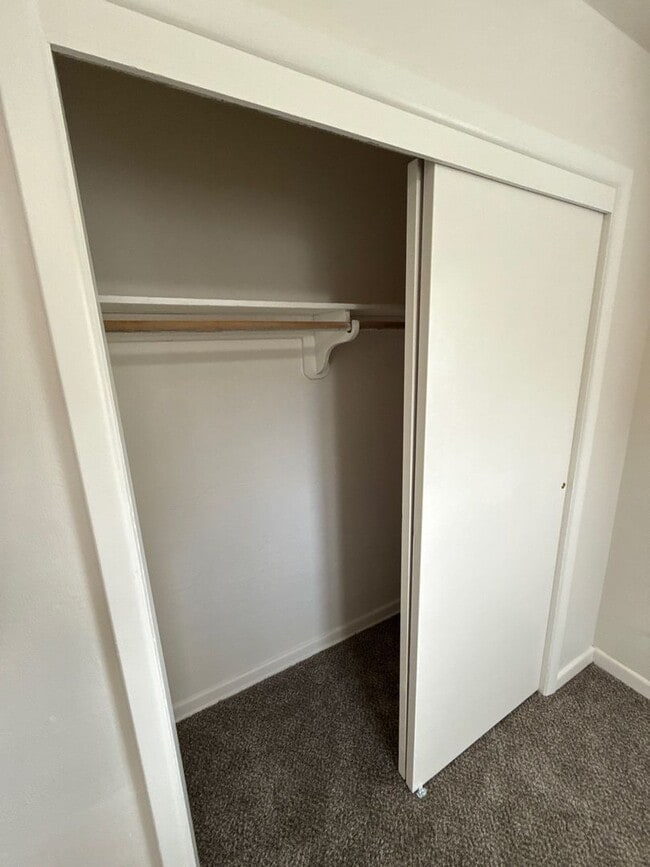 Building Photo - 2463-2479 Lee St SE