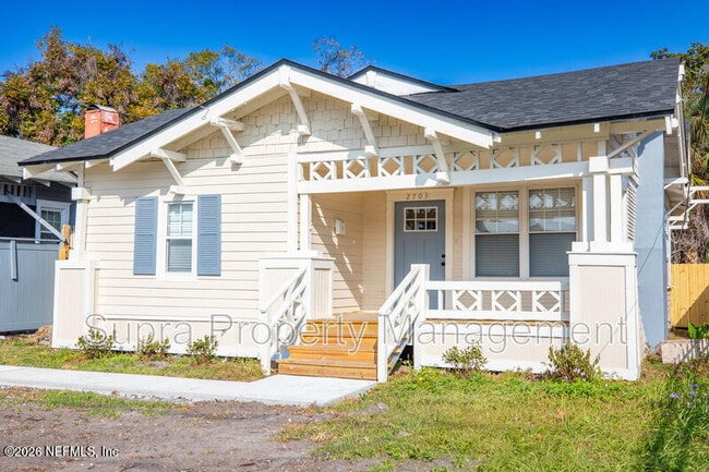 Building Photo - 2703 College St