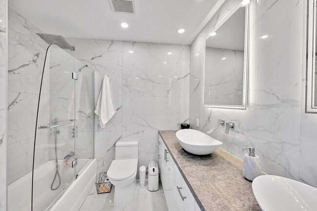 Building Photo - 60 SW 13th St