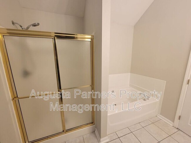 Building Photo - 4779 Cold Springs Dr