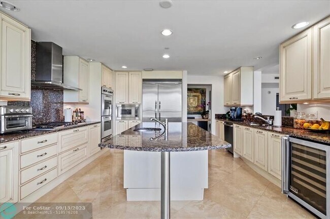 Building Photo - 3800 N Ocean Dr