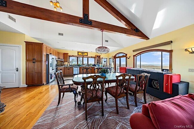 Building Photo - 7 Widgeon Way