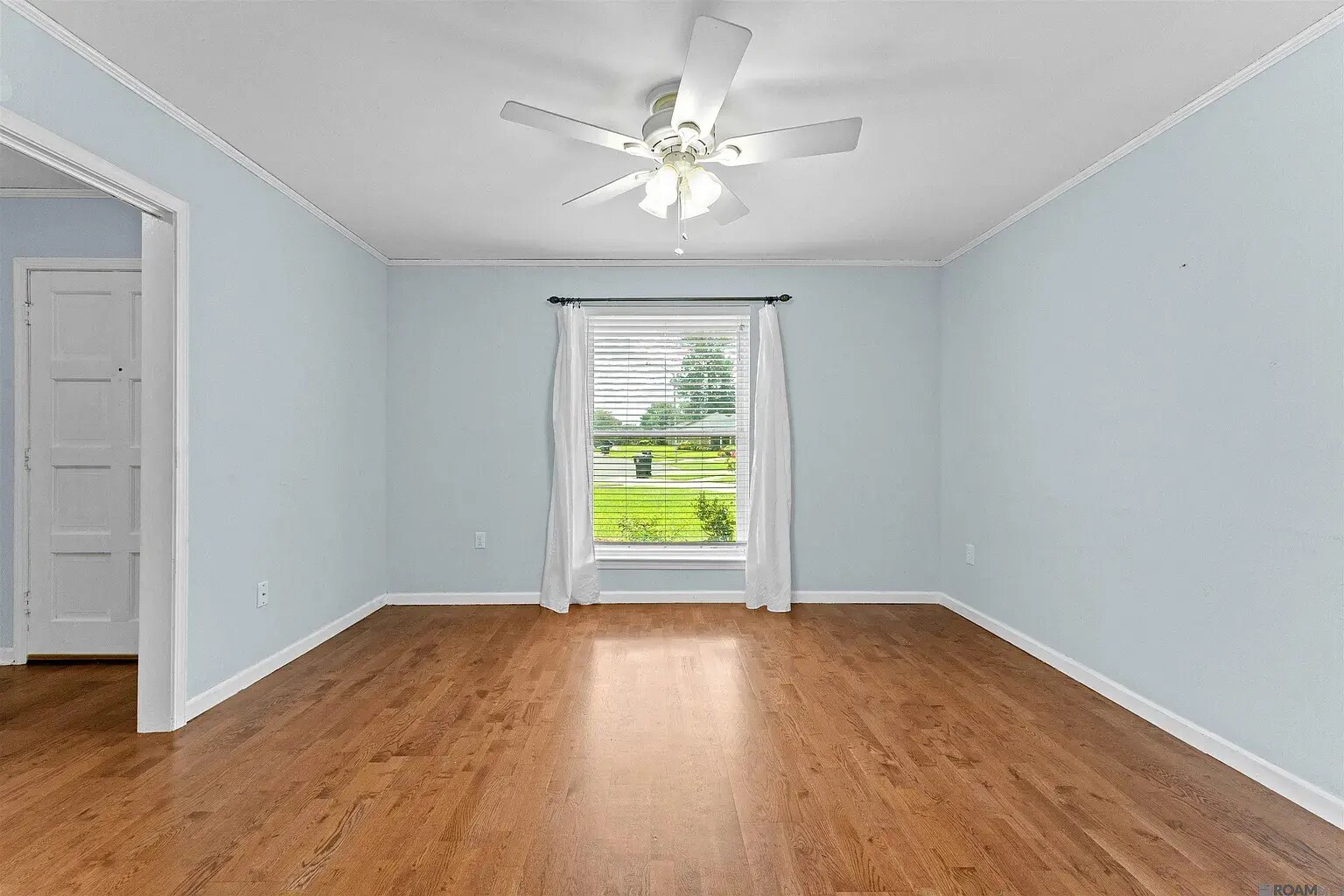 Bonus 4th Room - 6362 Westridge Dr