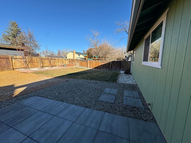 Building Photo - 3 Bed, 2 Bath Home Available NOW in Southeast Reno!