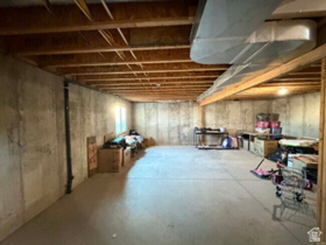 Building Photo - 2095 W 4100 N