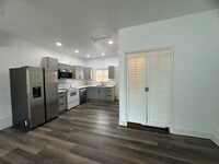 Building Photo - SAC T 1544