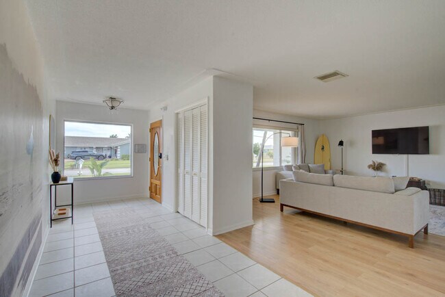 Building Photo - 107 Jamaica Dr