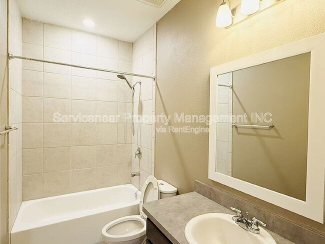 Building Photo - 936 Grand Wildmere Cove