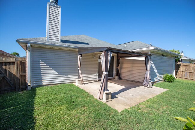 Building Photo - 1606 Trent St