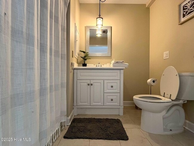 Building Photo - 1010 Monticello Dr