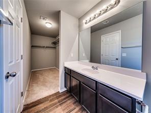 Building Photo - 2942 W McLaren Dr