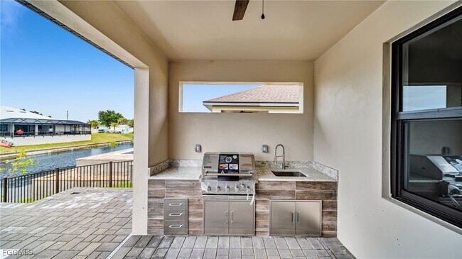 Building Photo - 1717 NW 2nd St