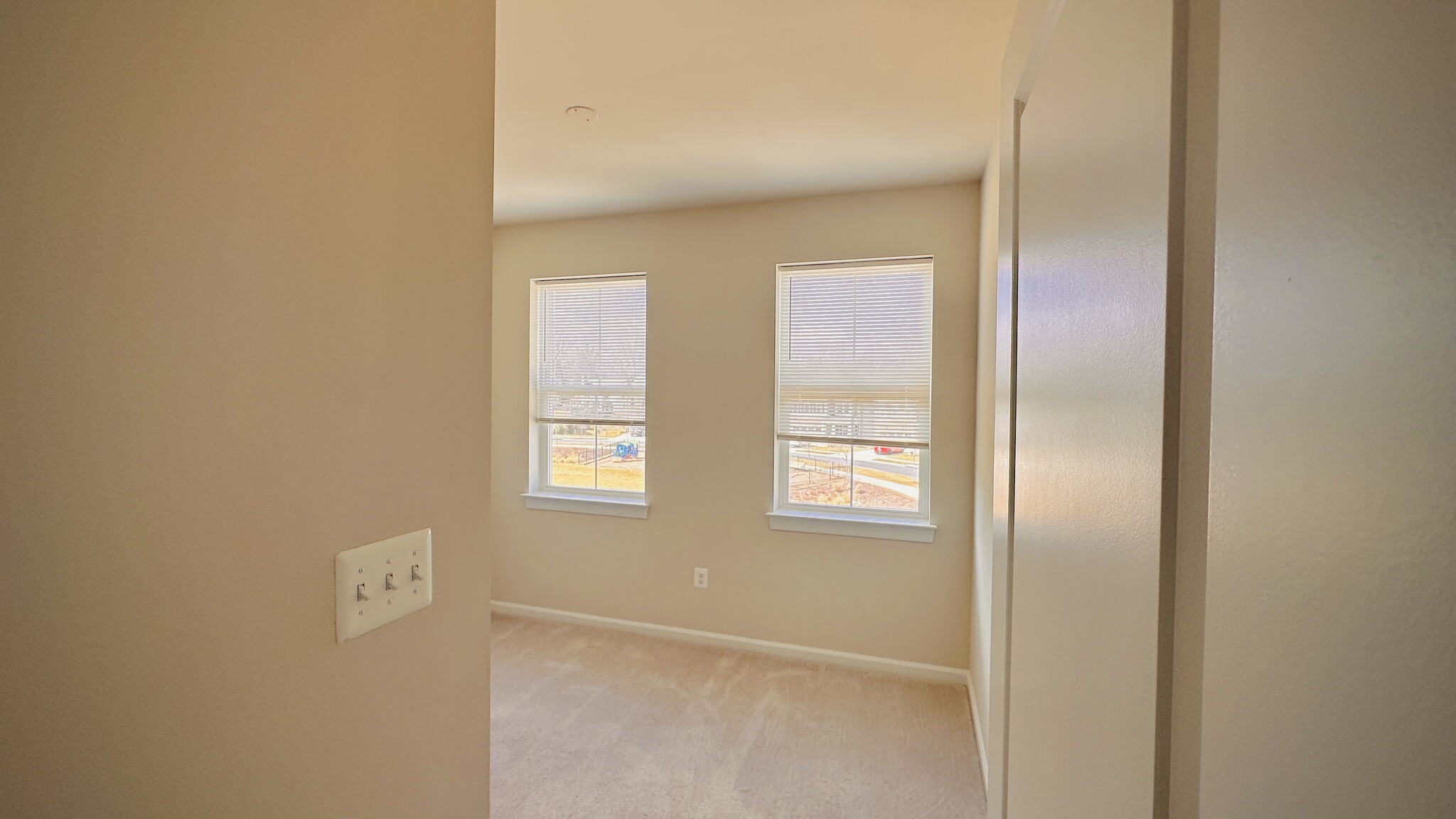 Building Photo - 66 Garden Meadow Pl