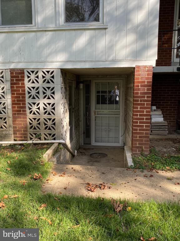 Building Photo - 5507 Sachem Dr