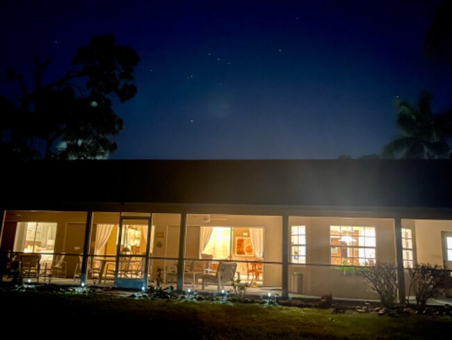 Building Photo - 24769 Paradise Rd