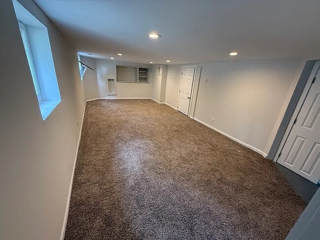 Building Photo - 9800 S 53rd Ave