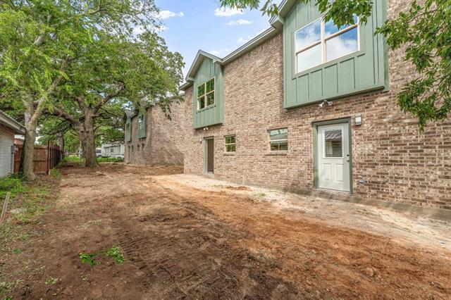 Building Photo - 936 W Shirley St