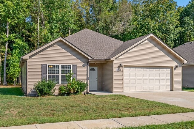 Building Photo - 1252 Magnum Dr