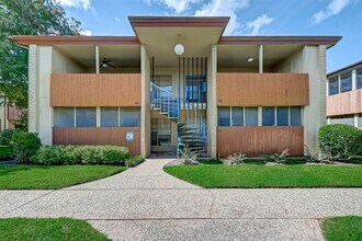 Building Photo - 7714 Renwick Dr