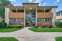Building Photo - 7714 Renwick Dr