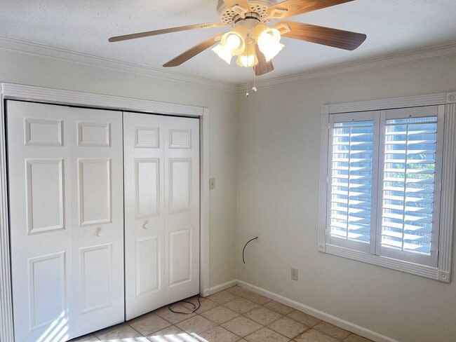 Building Photo - Walk to the Beach! Available Now! Unfurnished Two-Bedoom, First Floor Condo East of 17 in MB!