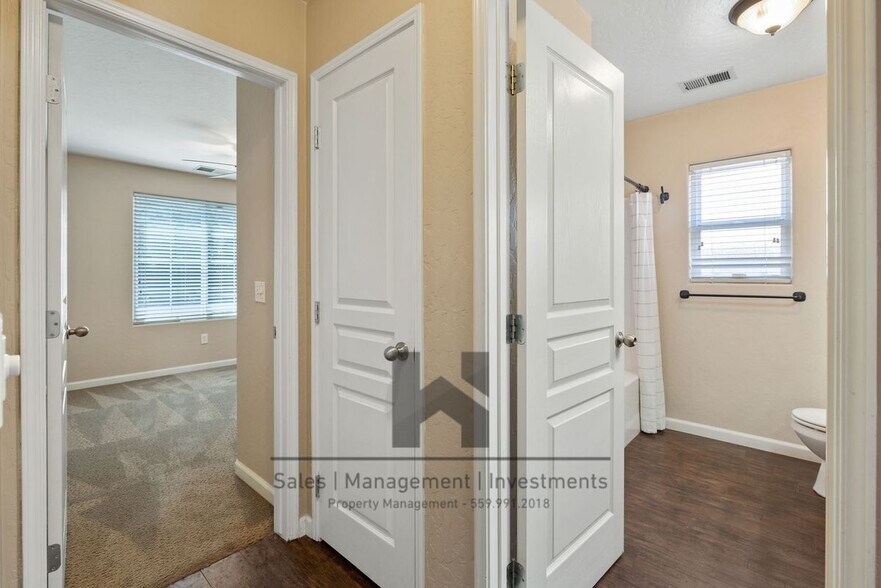 Building Photo - 2756 Sauvignon St