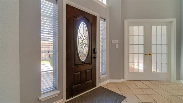 Building Photo - 4008 Kenwood Dr