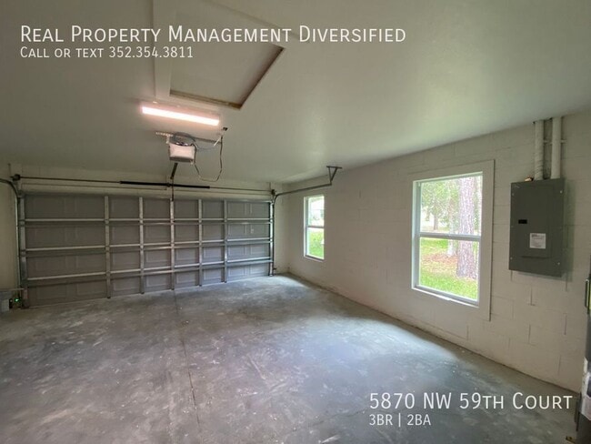 Building Photo - 5870 NW 59th Ct