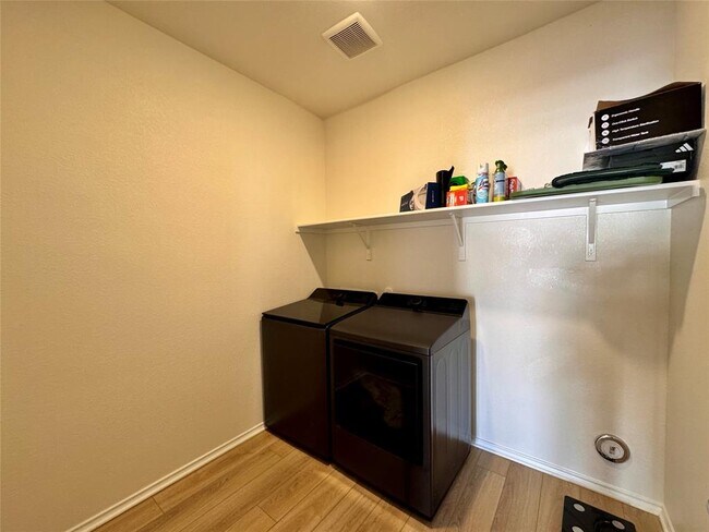 Building Photo - 1709 River Plateau Dr