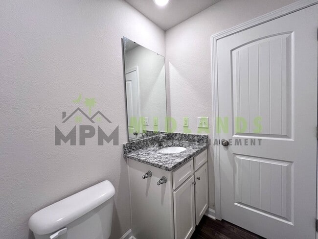 Building Photo - 645 Wild Tulip Ct