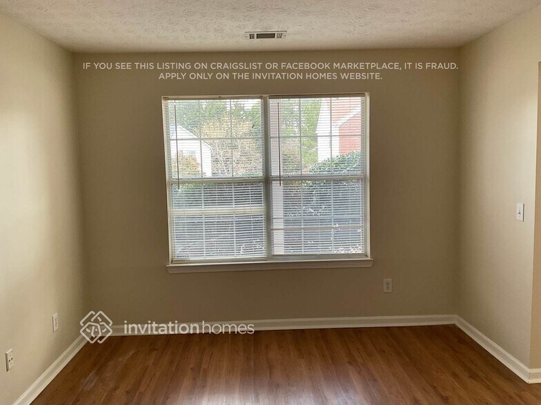 Building Photo - 331 Silver Springs Dr